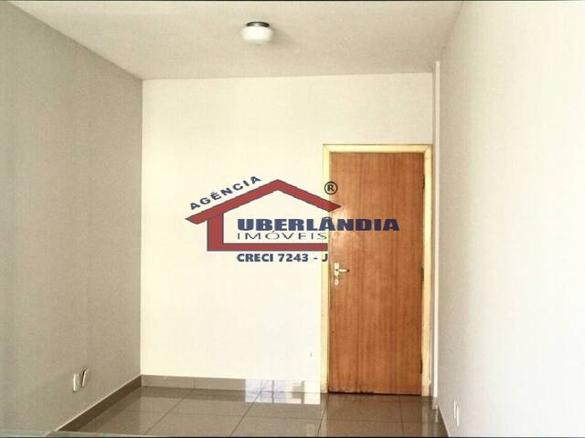 #GAPTO2SM - Apartamento para Locação em Uberlândia - MG - 2