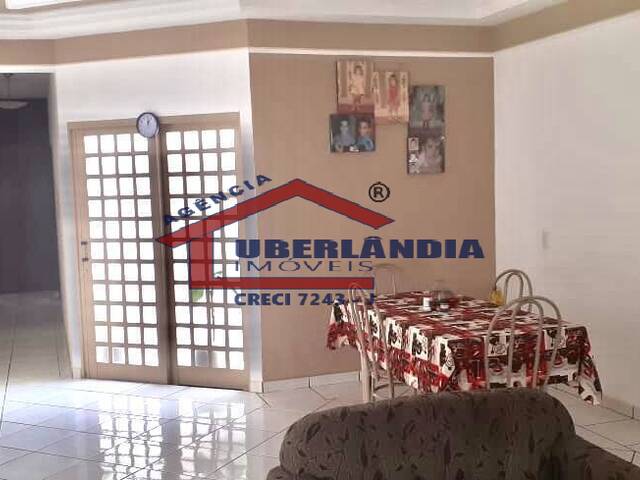 #CAS1SM - Casa para Venda em Uberlândia - MG - 3