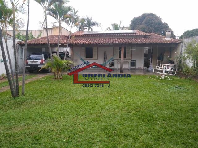 #CAS10SM - Casa para Venda em Uberlândia - MG - 1