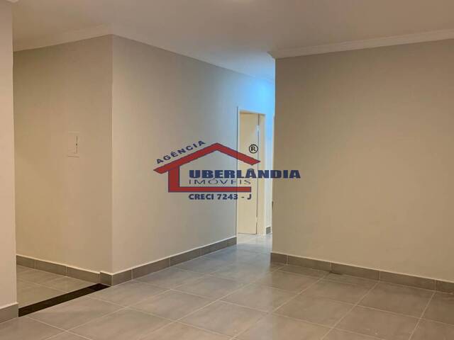 #CAS13SM - Casa para Venda em Uberlândia - MG - 3