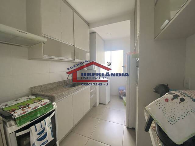 Apartamento para Venda em Uberlândia - 2