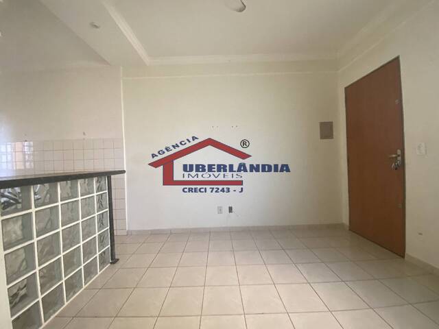 Apartamento para Venda em Uberlândia - 3