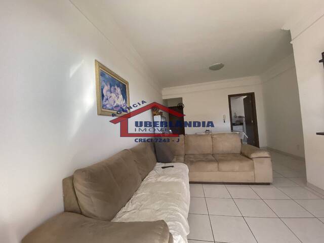 Apartamento para Venda em Uberlândia - 4