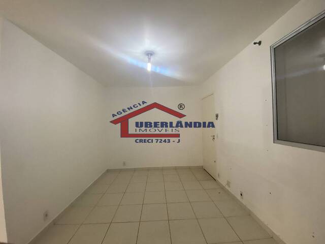 #APTO15FNT - Apartamento para Venda em Uberlândia - MG - 2