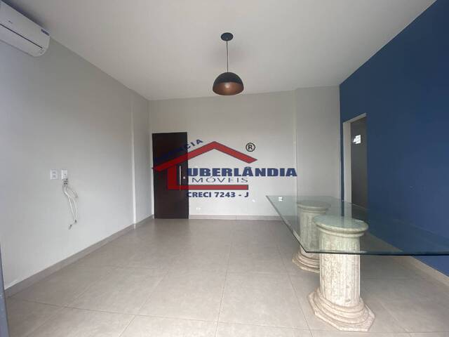 Apartamento para Venda em Uberlândia - 5