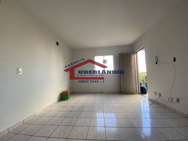 Apartamento para Venda em Uberlândia - 5