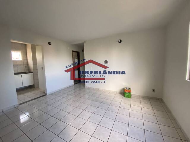 Apartamento para Venda em Uberlândia - 4