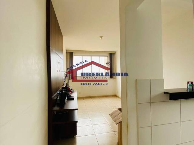 Apartamento para Venda em Uberlândia - 4