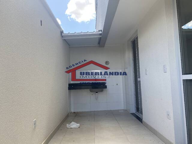 Apartamento para Venda em Uberlândia - 4