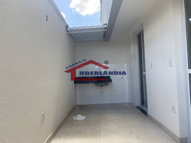 Apartamento para Venda em Uberlândia - 2