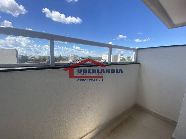 Apartamento para Venda em Uberlândia - 2