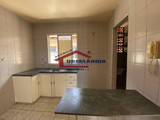 Apartamento para Venda em Uberlândia - 5