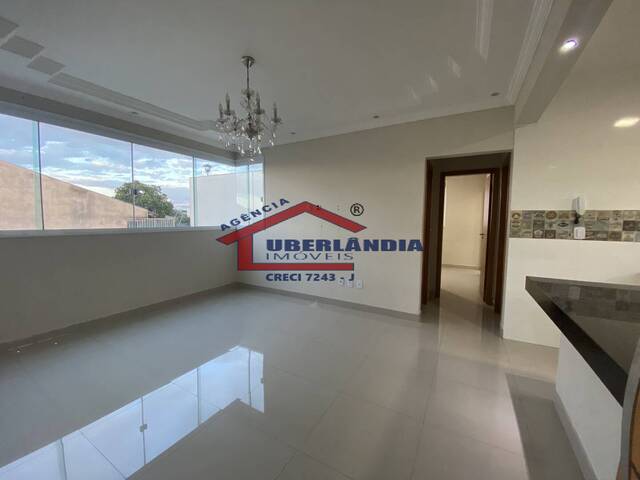 Apartamento para Locação em Uberlândia - 3