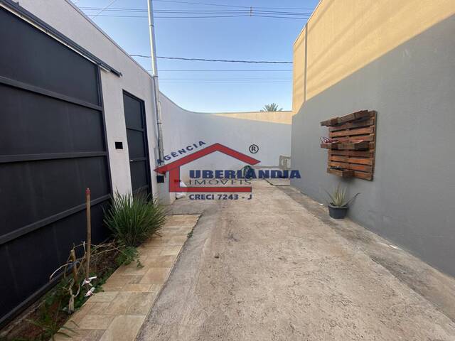 Casa para Venda em Uberlândia - 4