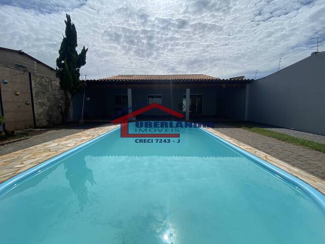 Casa para Venda em Uberlândia - 2