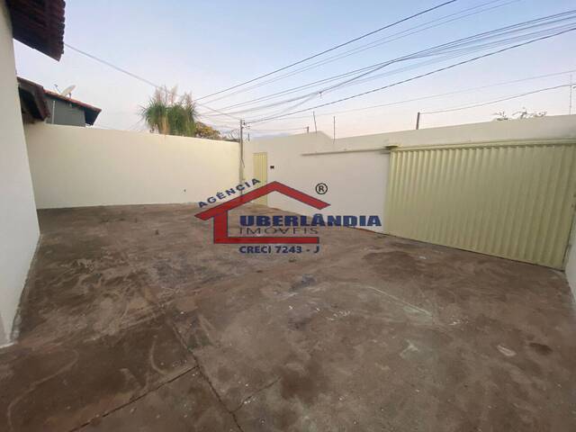 #CAS01JH - Casa para Venda em Uberlândia - MG - 2