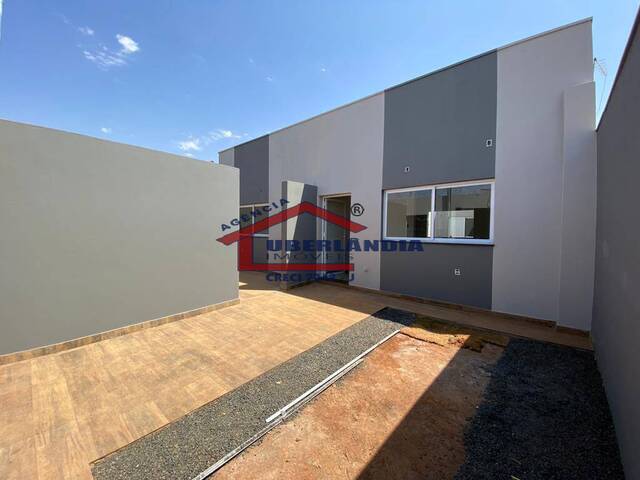 #CAS14SJ - Casa para Venda em Uberlândia - MG - 3