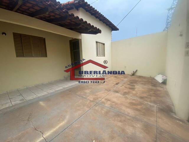 #LCAS1001SM - Casa para Locação em Uberlândia - MG - 2