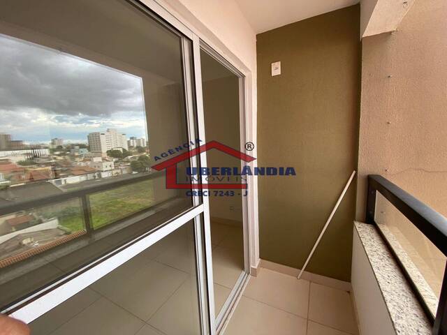 Apartamento para Locação em Uberlândia - 4