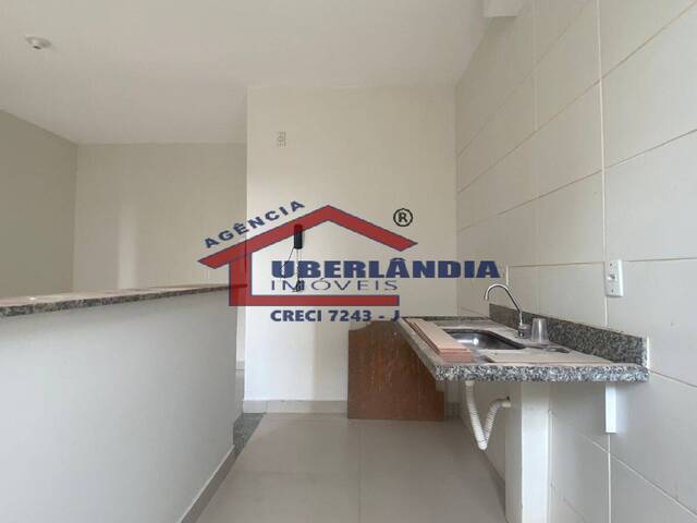 Apartamento para Venda em Uberlândia - 5