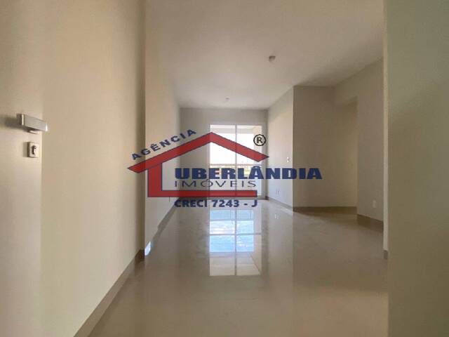 Apartamento para Venda em Uberlândia - 5