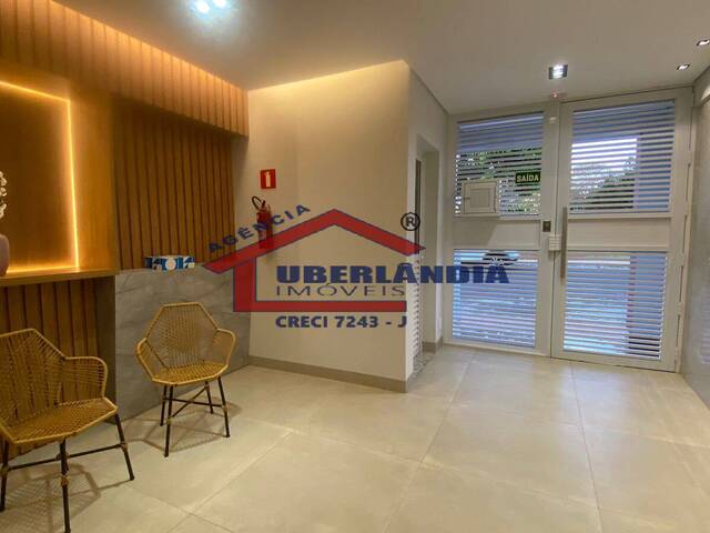 Apartamento para Venda em Uberlândia - 4