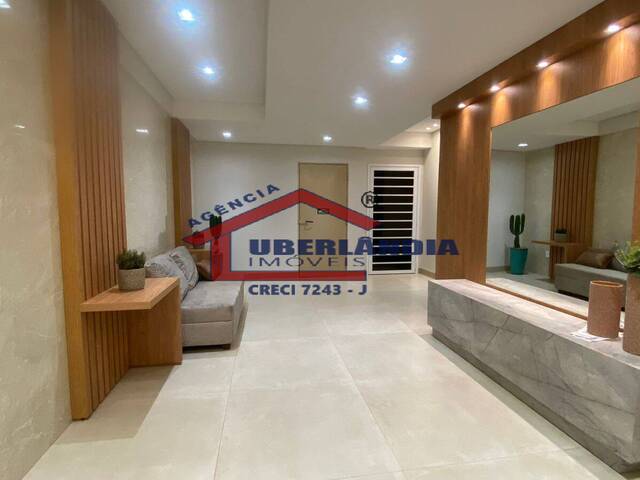 Apartamento para Venda em Uberlândia - 1