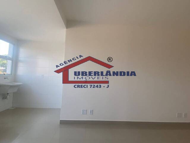 #APTO520SM - Apartamento para Venda em Uberlândia - MG